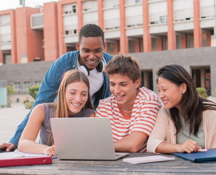 Direzione futuro: orientamento scolastico e lavorativo